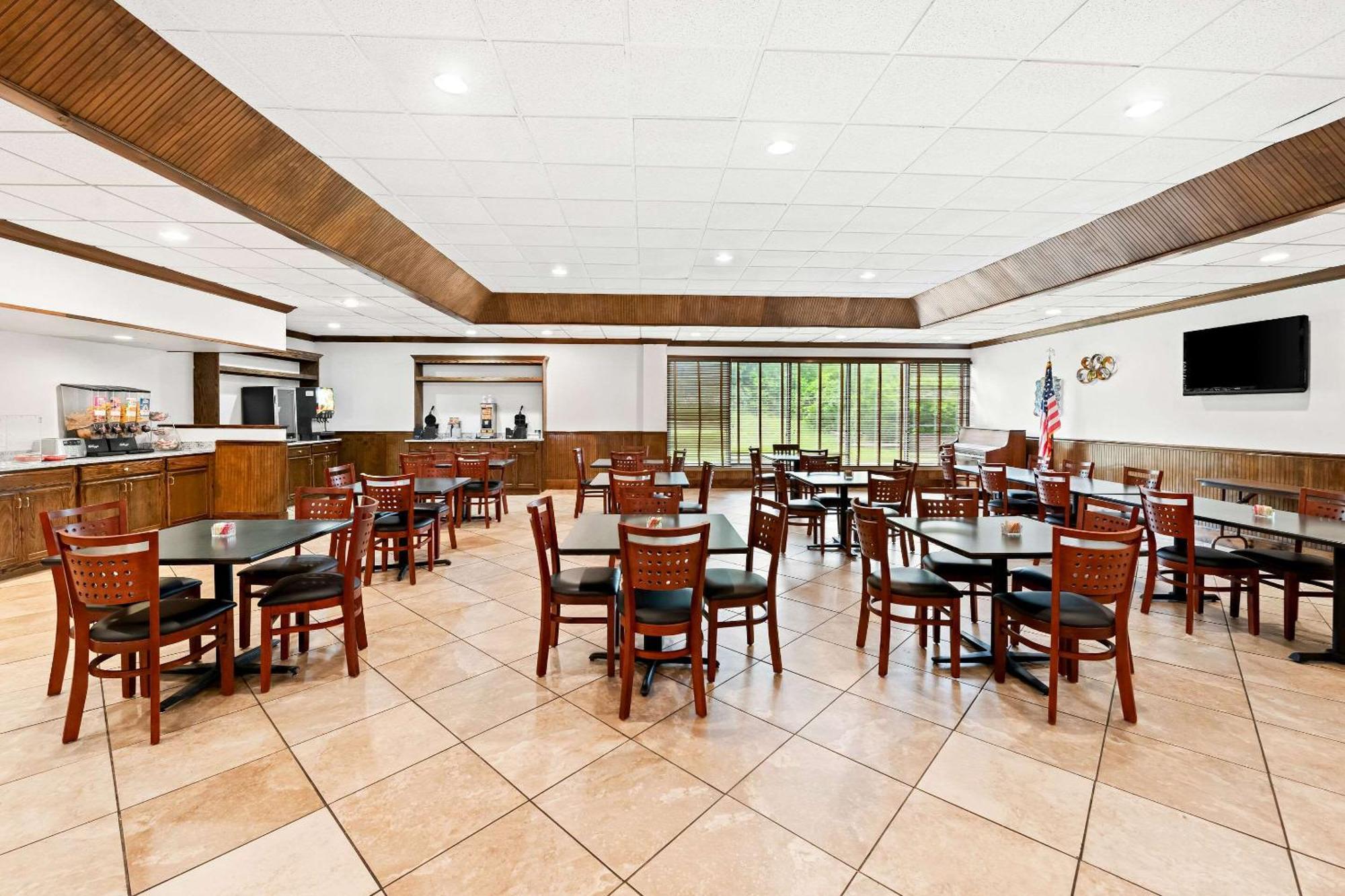 Quality Inn Dayton Airport Englewood Zewnętrze zdjęcie
